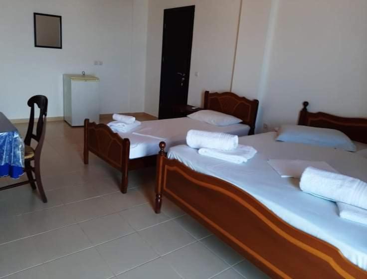 Bella Vista Hotel Himare Exterior foto