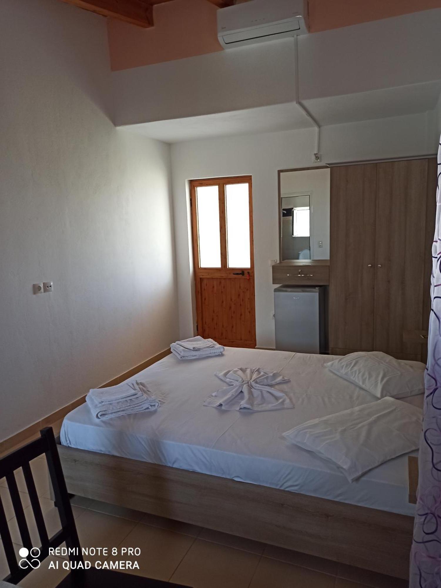 Bella Vista Hotel Himare Cameră foto